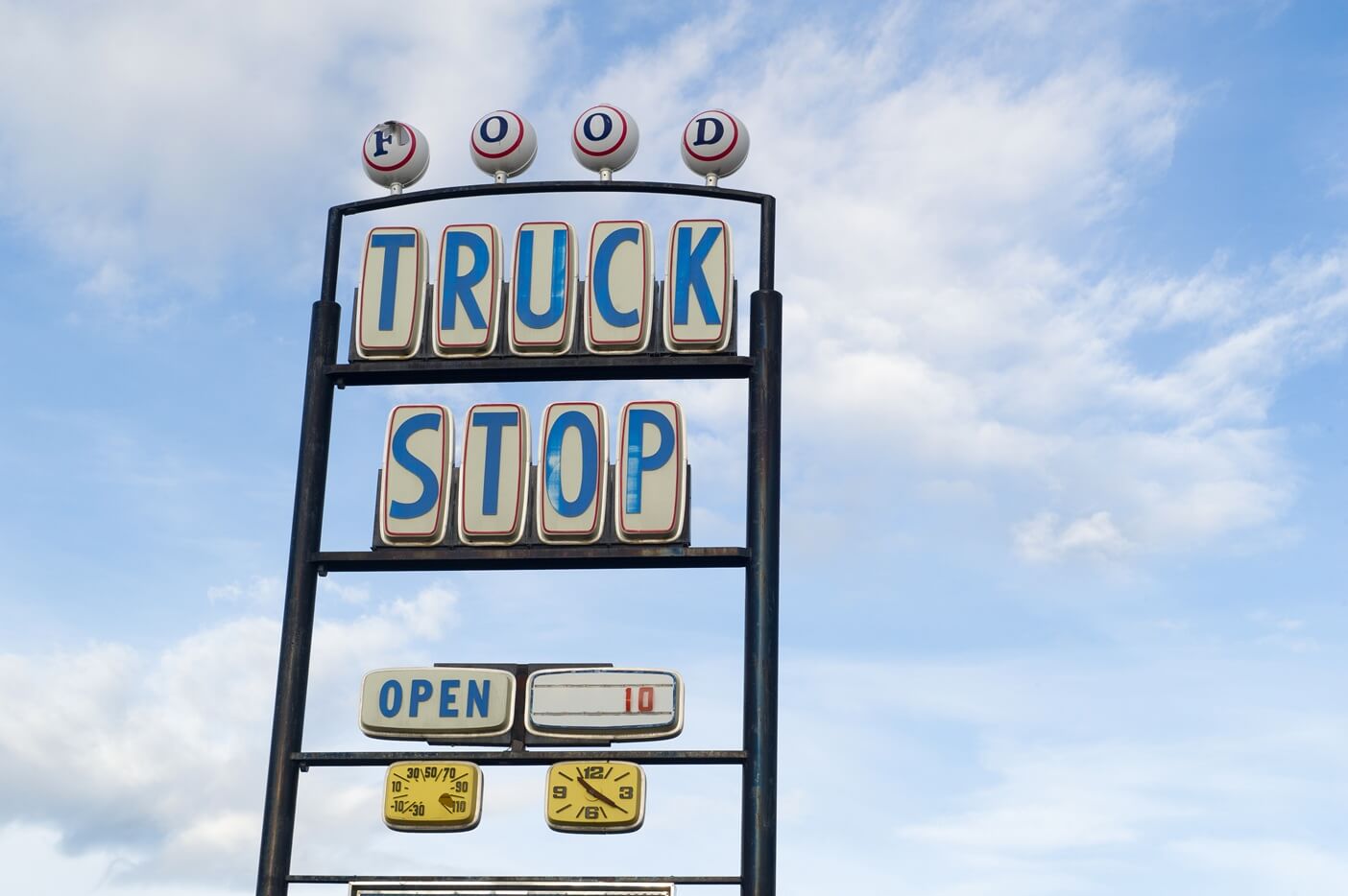 truck parking lot sign