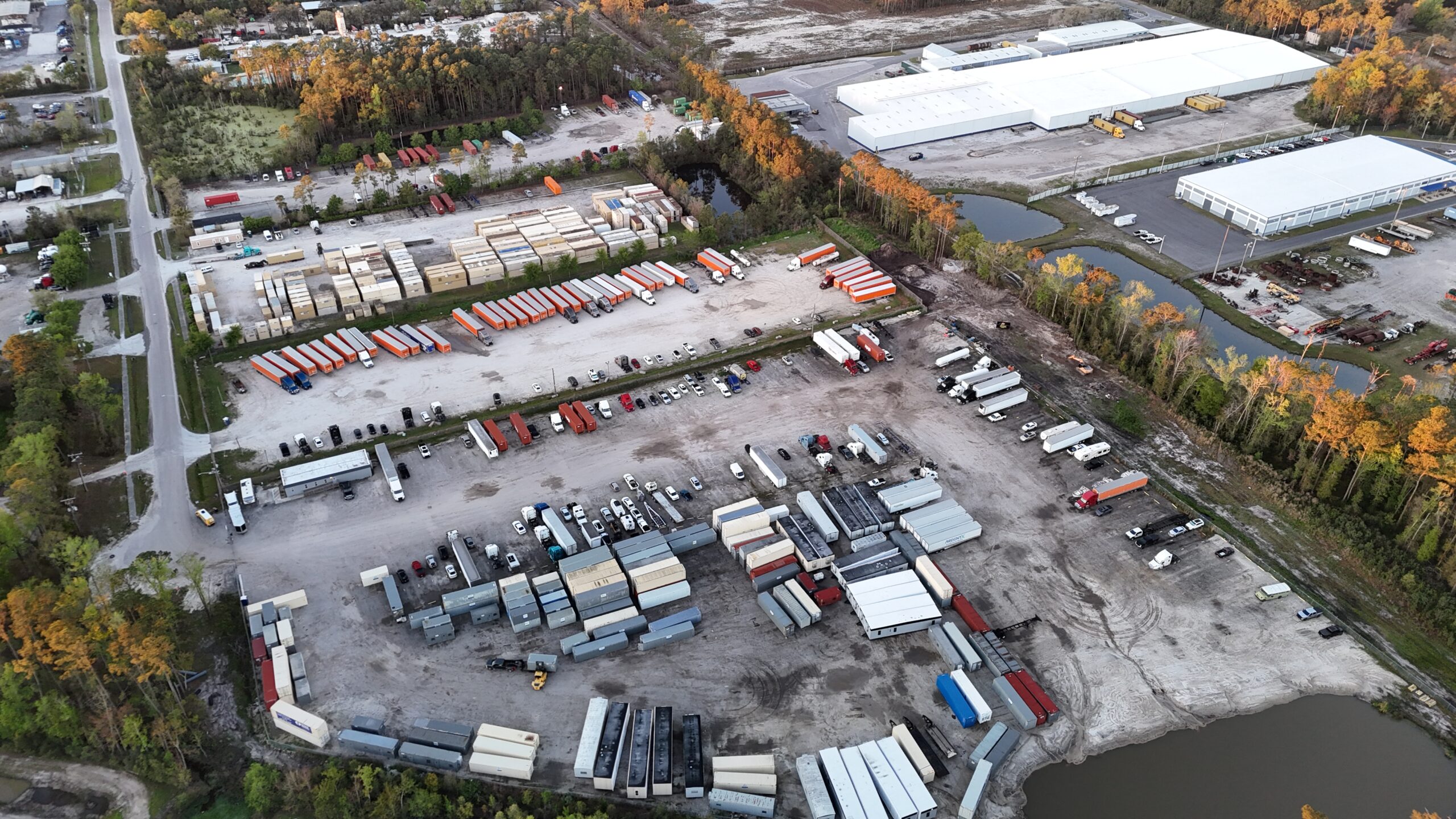 How Fleets Can Cut Costs With Strategic Monthly Truck Parking